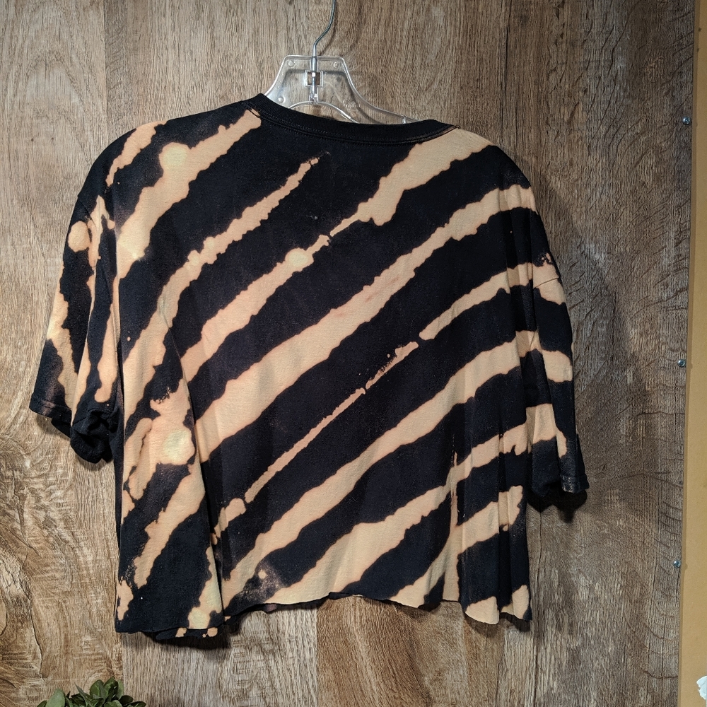 CAT MT Dew Cropped Distressed Raw T-shirt Sz XL.  Box 50 - Picture 3 of 4